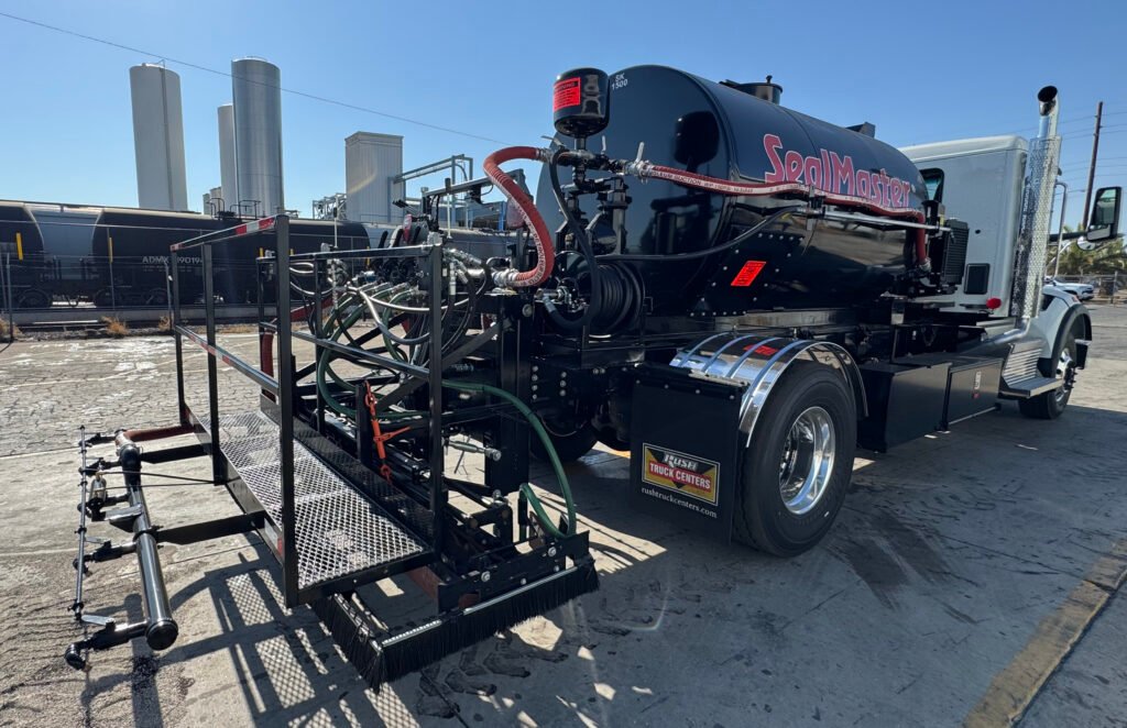 Distributor Tanks